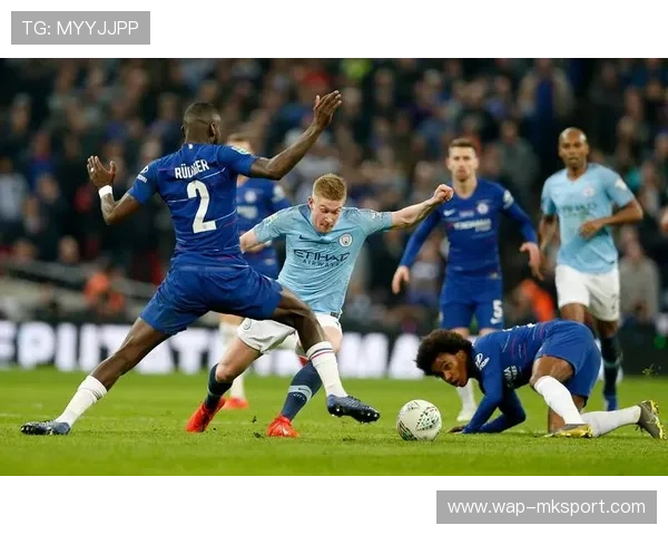 阿斯顿维拉1-0曼城，沃特金斯头球终结蓝月连胜